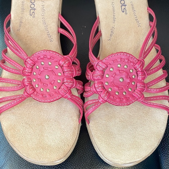 Softspots Women's Pink Strappy Slide (7) Sandals - Picture 3 of 9